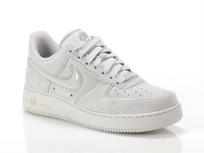Nike AIR FORCE 1 07 woman HV4406 001