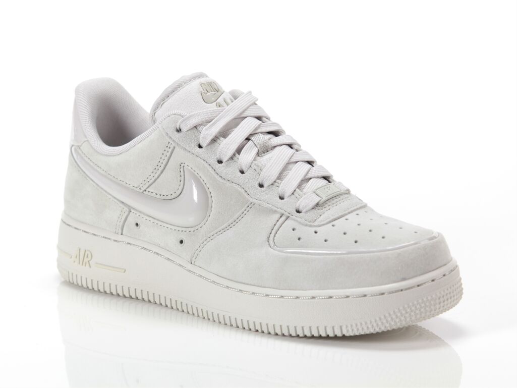Nike AIR FORCE 1 07 woman HV4406 001