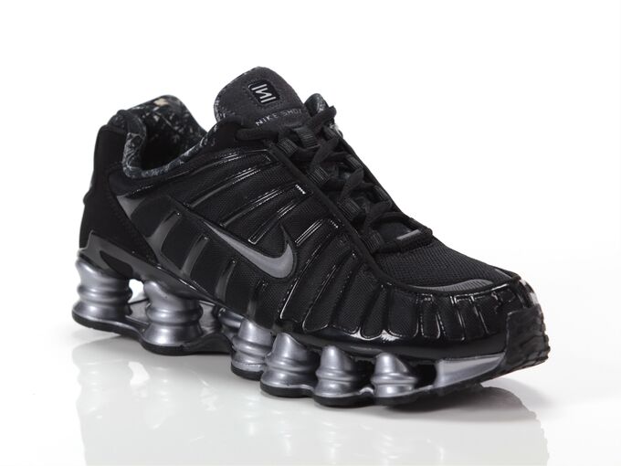 Nike NIKE SHOX TL man IQ0299 010