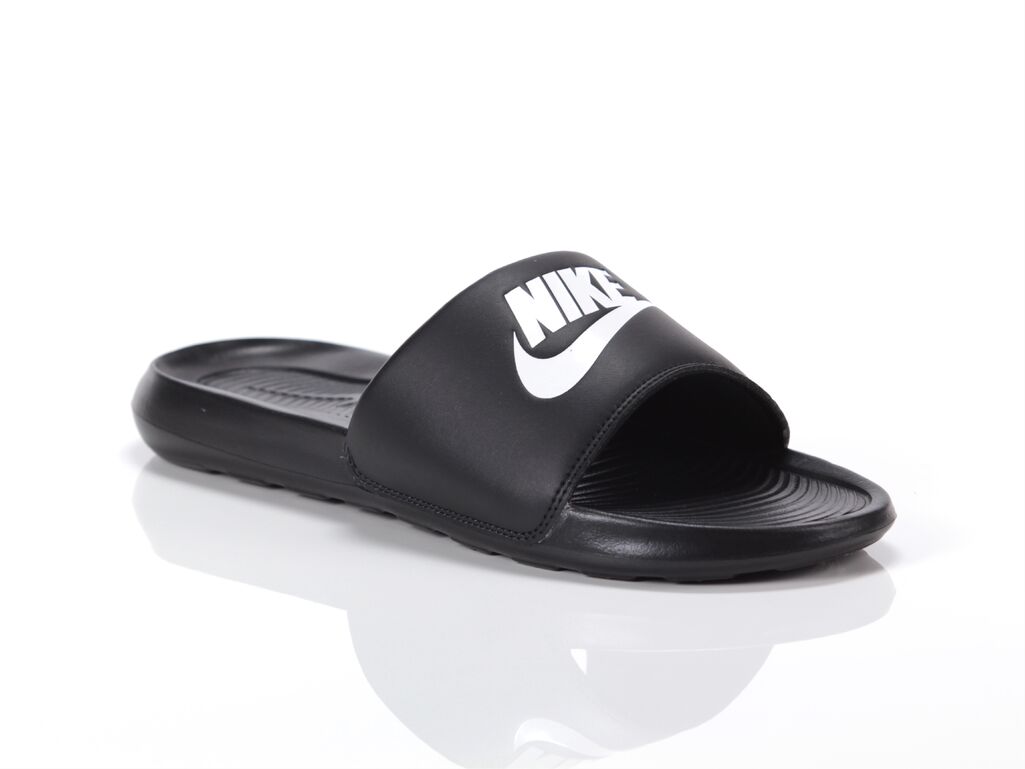  Nike Victori One Slide - Ciabatte uomo Nike. Disponibile in diverse taglie: 46, 48, 40, 41, 42, 43, 44, 45, 38, 39, 47 e colori