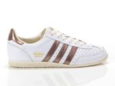  Japan - Sneakers donna Adidas. Disponibile in diverse taglie: 40, 37, 38, 39 e colori ottone antico, bianco. YOUSPORTY.