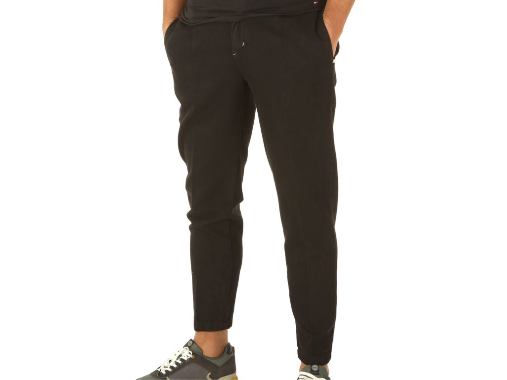  Pantalone Drill Nero - Pantaloni uomo Berna. Disponibile in diverse taglie: 46, 48, 44 e colori nero. YOUSPORTY.