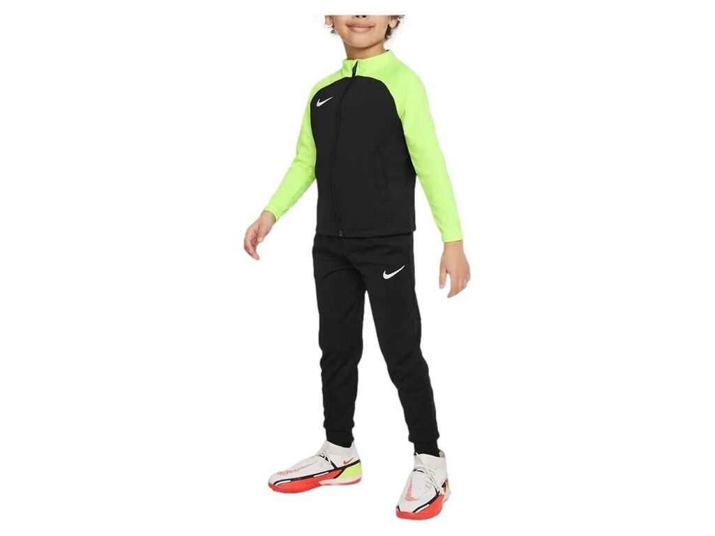  Nike Little Kids Tracksuit - Tuta bambino Nike. Disponibile in diverse taglie: 8y, 4y, 5y, 6y, 7y e colori giallo fluo, nero. Y