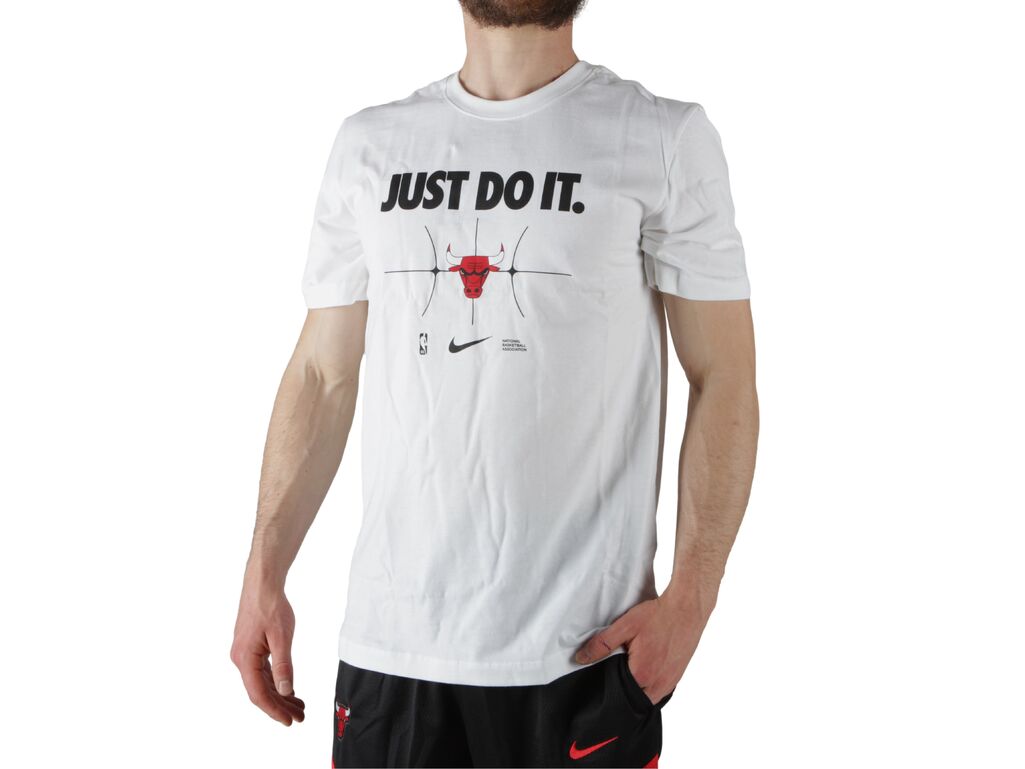 Nike CHICAGO BULLS T-S man FQ6270 100