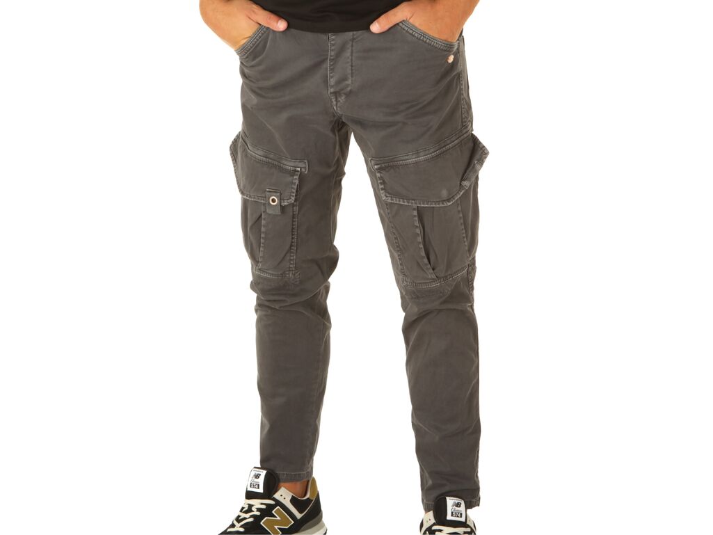  Pantalone Tasconato Antracite - Pantaloni uomo Berna. Disponibile in diverse taglie: 46 e colori grigio scuro. YOUSPORTY.